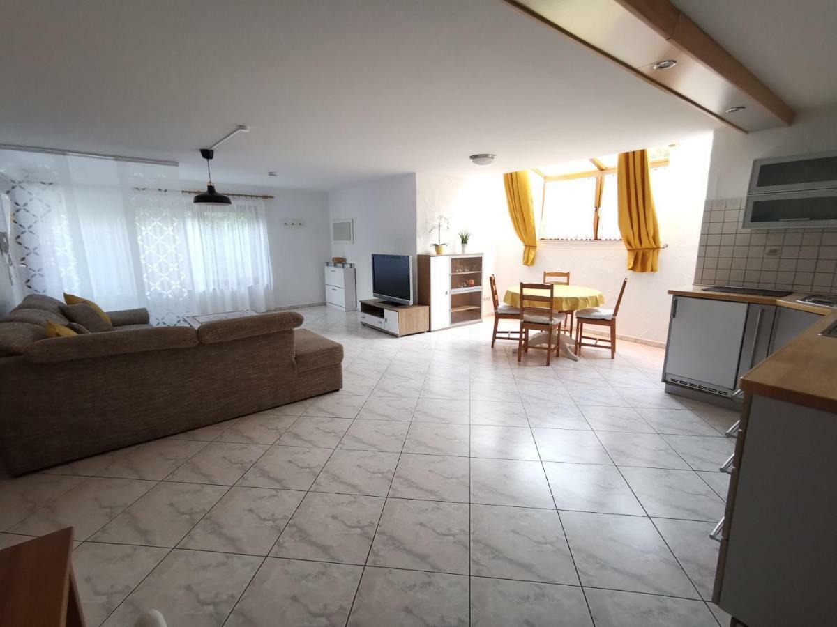 Ferienwohnung Jasmin & Alex Muhlhausen-Ehingen Zewnętrze zdjęcie
